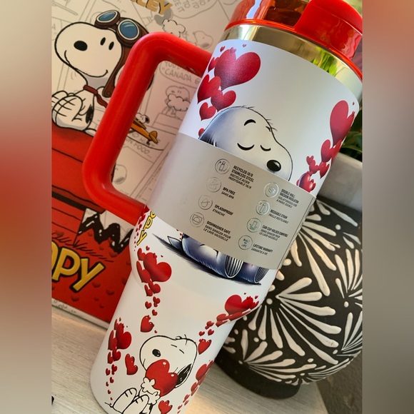 Snoopy 40oz Stanley tumbler - Picture 3 of 6